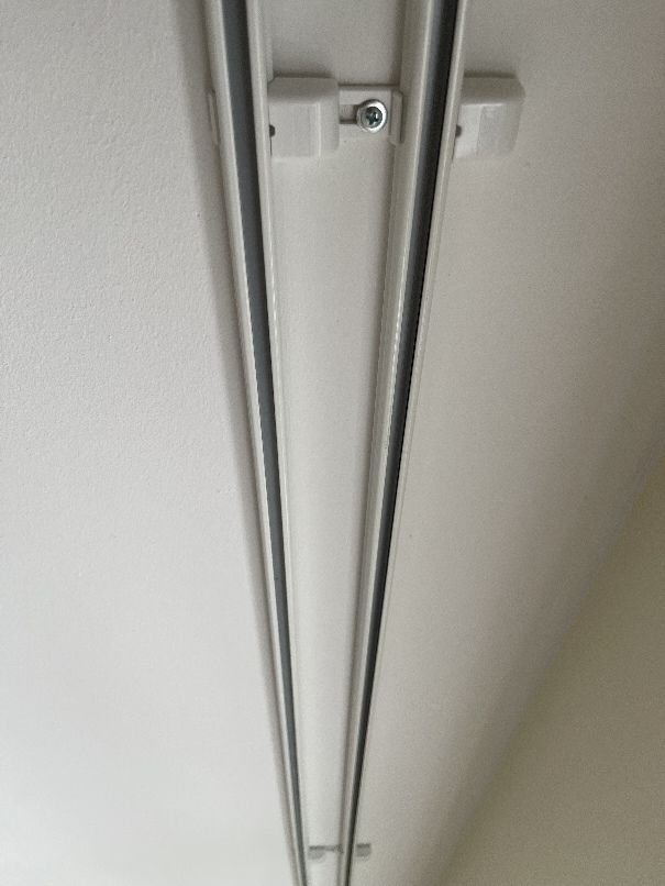 Aluminum Doppelter Wandvorhanghalter. 180 cm lang.(schwarz)
