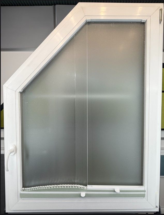 Plissee für trapezformige Fenster