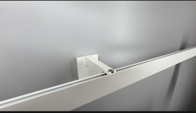 Aluminum Vorhangschiene 1 Läufig. 180 cm lang.
