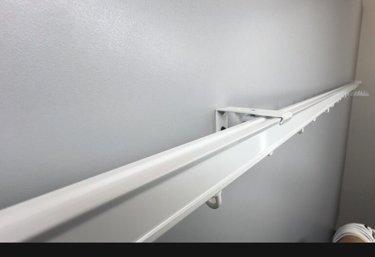 Aluminum Vorhangschiene 1 Läufig. 180 cm lang.