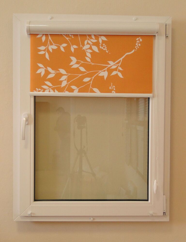 Kassettenrollo zum Aufhängen am Fensterrahmen mit Seilführung